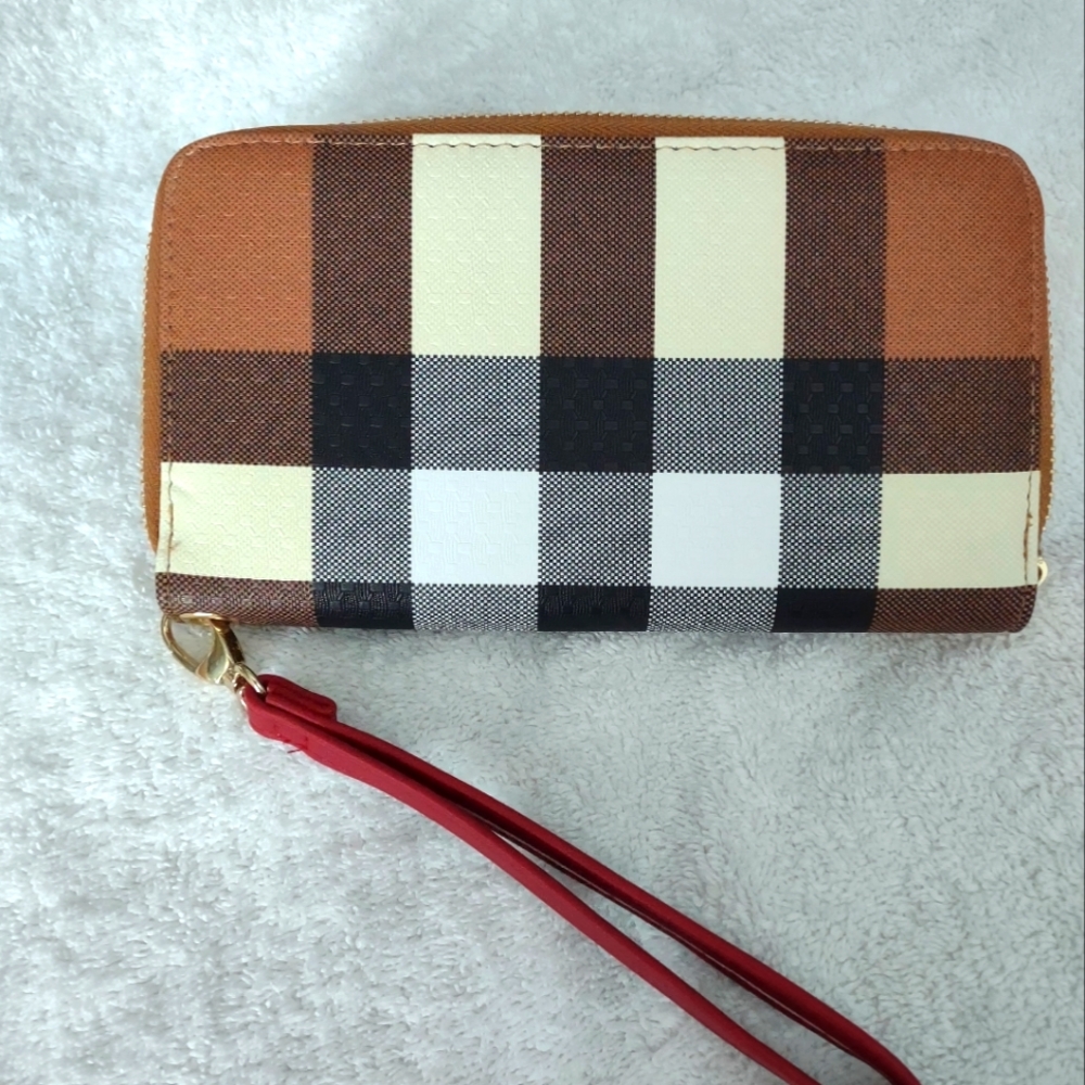 Plaid Wallet